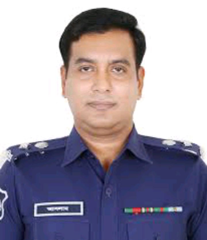 মুন্সীগঞ্জ পুলিশ সুপার আসলাম খান বদলি ।