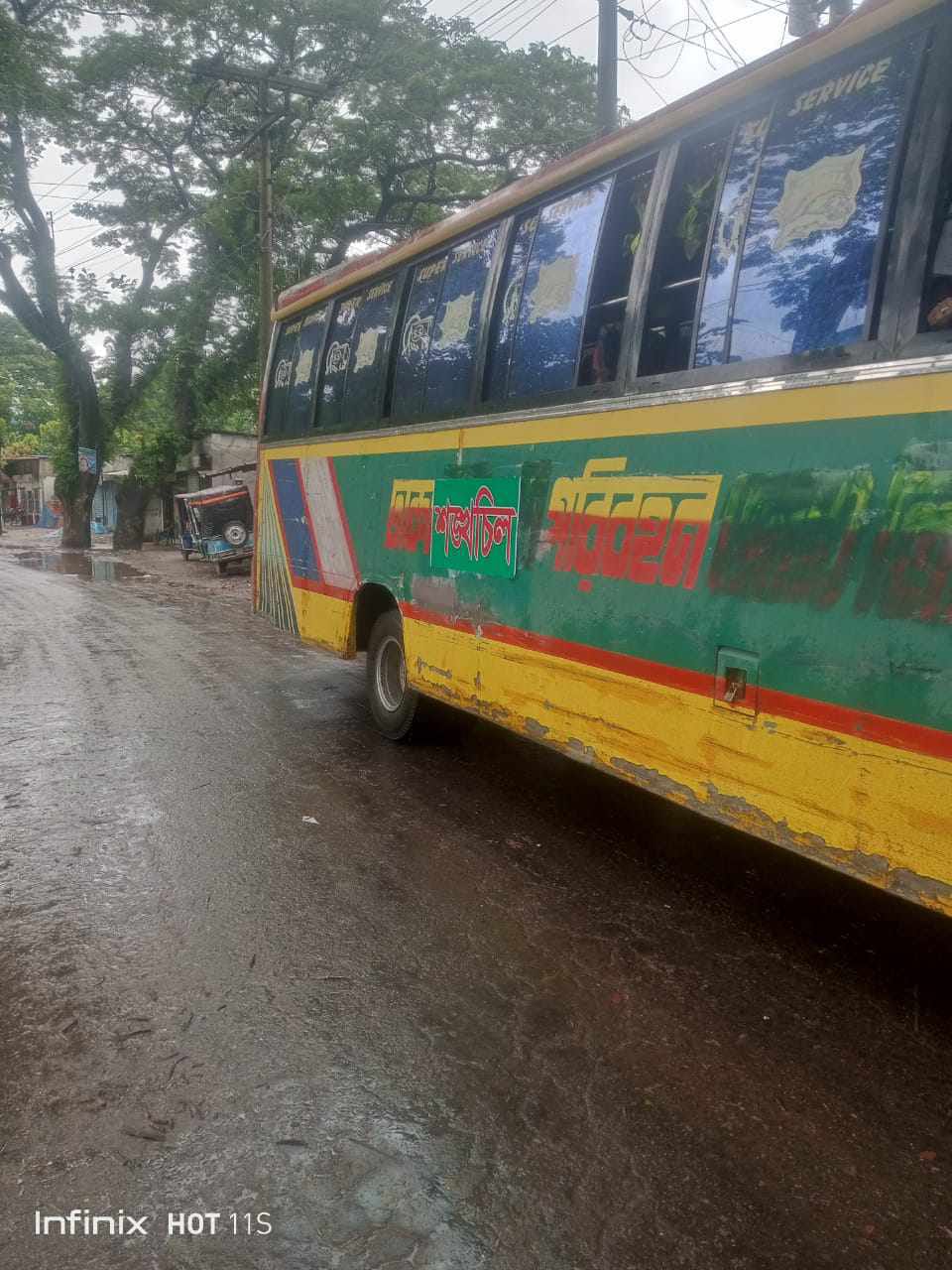 মুন্সীগঞ্জে সিরাজদিখানে বিএনপি নেতার বিরুদ্ধে পরিবহন দখল চেষ্টার অভিযোগ 