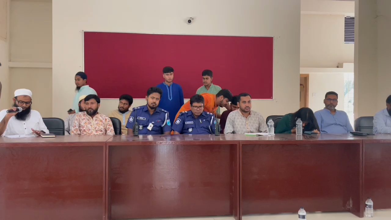 আসন্ন হিন্দু উৎসবে শৃঙ্খলা ও নিরাপত্তা রক্ষায় বৈষম্যবিরোধী ছাত্র আন্দোলনের মতবিনিময়