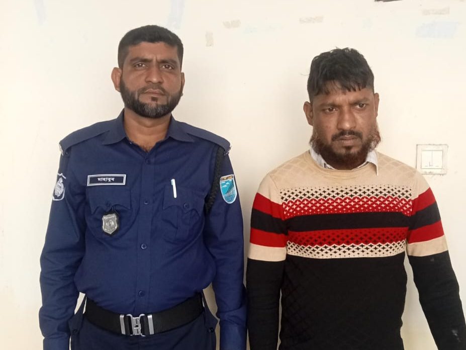 সিরাজদিখানে ২ বছরের সাজাপ্রাপ্ত আসামী মোঃ জুয়েল কে গ্রেফতার