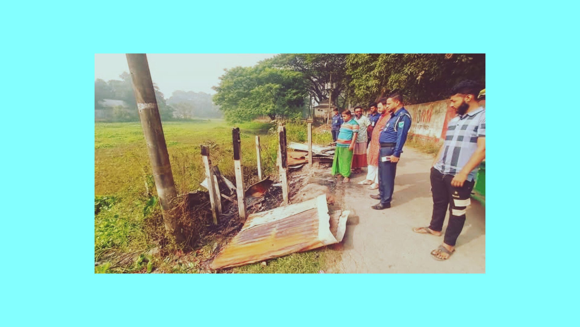 মুন্সীগঞ্জে গজরিয়ায় আগুনে পুড়ে ছাই মেঘনা ভিলেজের মুদি দোকান