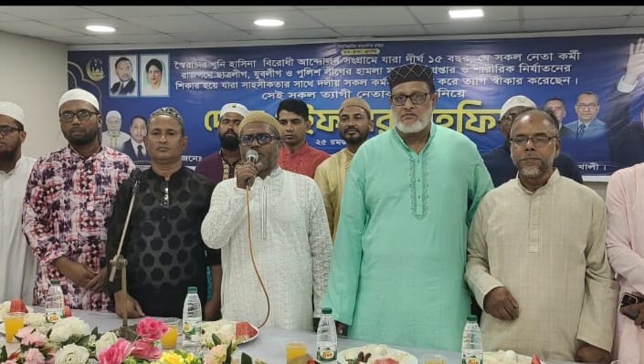 সাবেক যুবদল নেতা বিমানুল ইসলাম রিমুর উদ্যোগে দোয়া ও ইফতার মাহফিল অনুষ্ঠিত