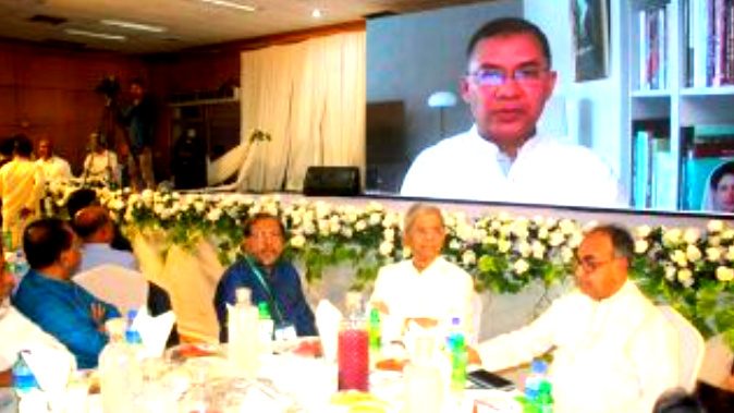 সেনাবাহিনীকে জনগণের মুখোমুখি করার চেষ্টা চলছে: তারেক রহমান