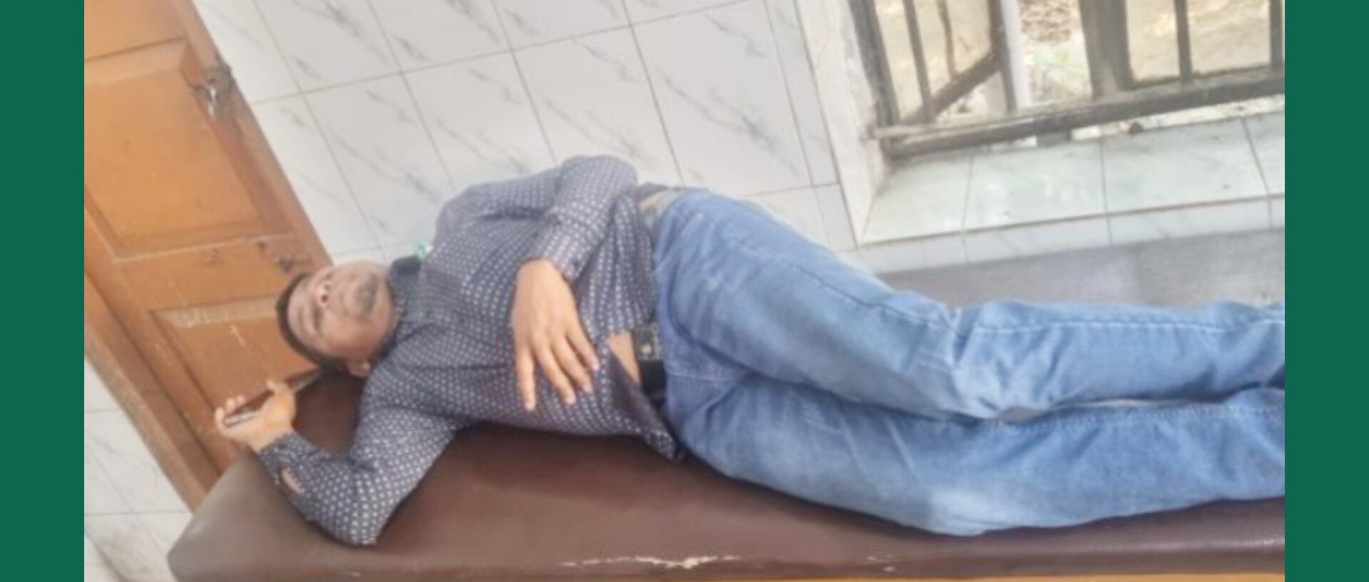 মুন্সীগঞ্জে টঙ্গীবাড়িতে পূর্ব শত্রুতার জের ধরে সাংবাদিককে মার ধরের অভিযোগ