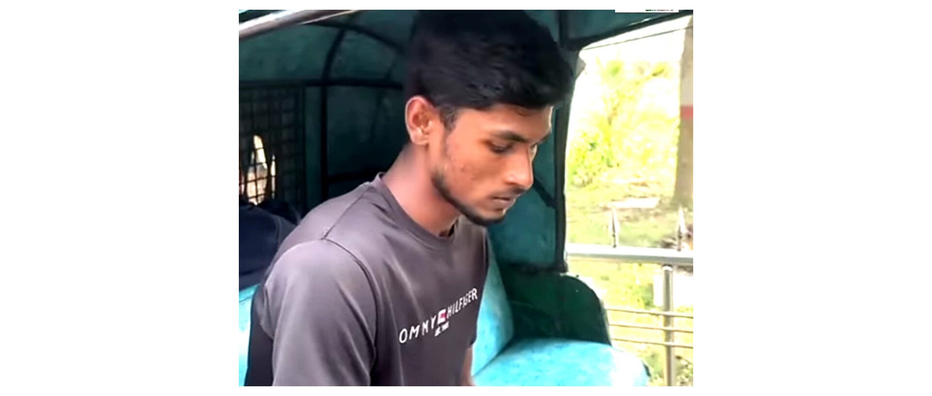 মুন্সীগঞ্জে ধর্ষণে ব্যর্থ হয়ে গৃবধুকে ছুরিকাঘাত , কিশোর গ্যাং লীডার আটক