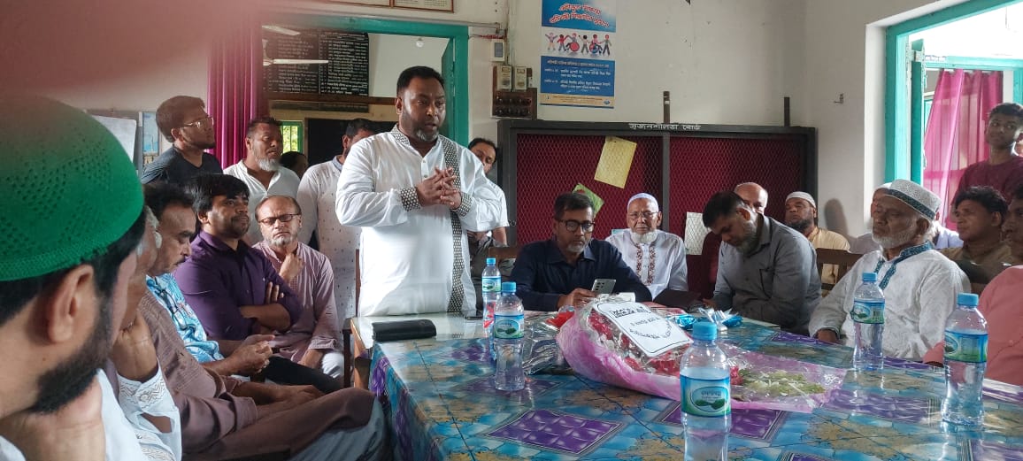 টঙ্গীবাড়িতে পাইকপাড়া ইউনিয়ন উচ্চ বিদ্যালয়ের নব গঠিত এডহক কমিটির পরিচিতি সভা অনুষ্ঠিত 