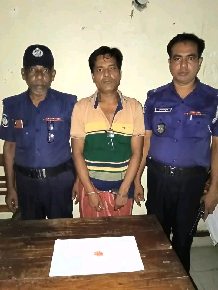মুন্সীগঞ্জে ইয়াবাসহ যুবক গ্রেপ্তার