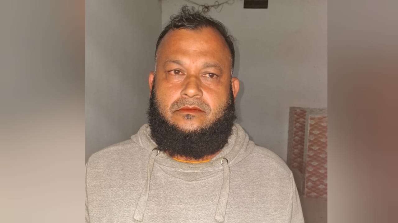 টঙ্গীবাড়ীতে শ্রমিক লীগ নেতা শফিকুল সহ গ্রেফতার ২ 
