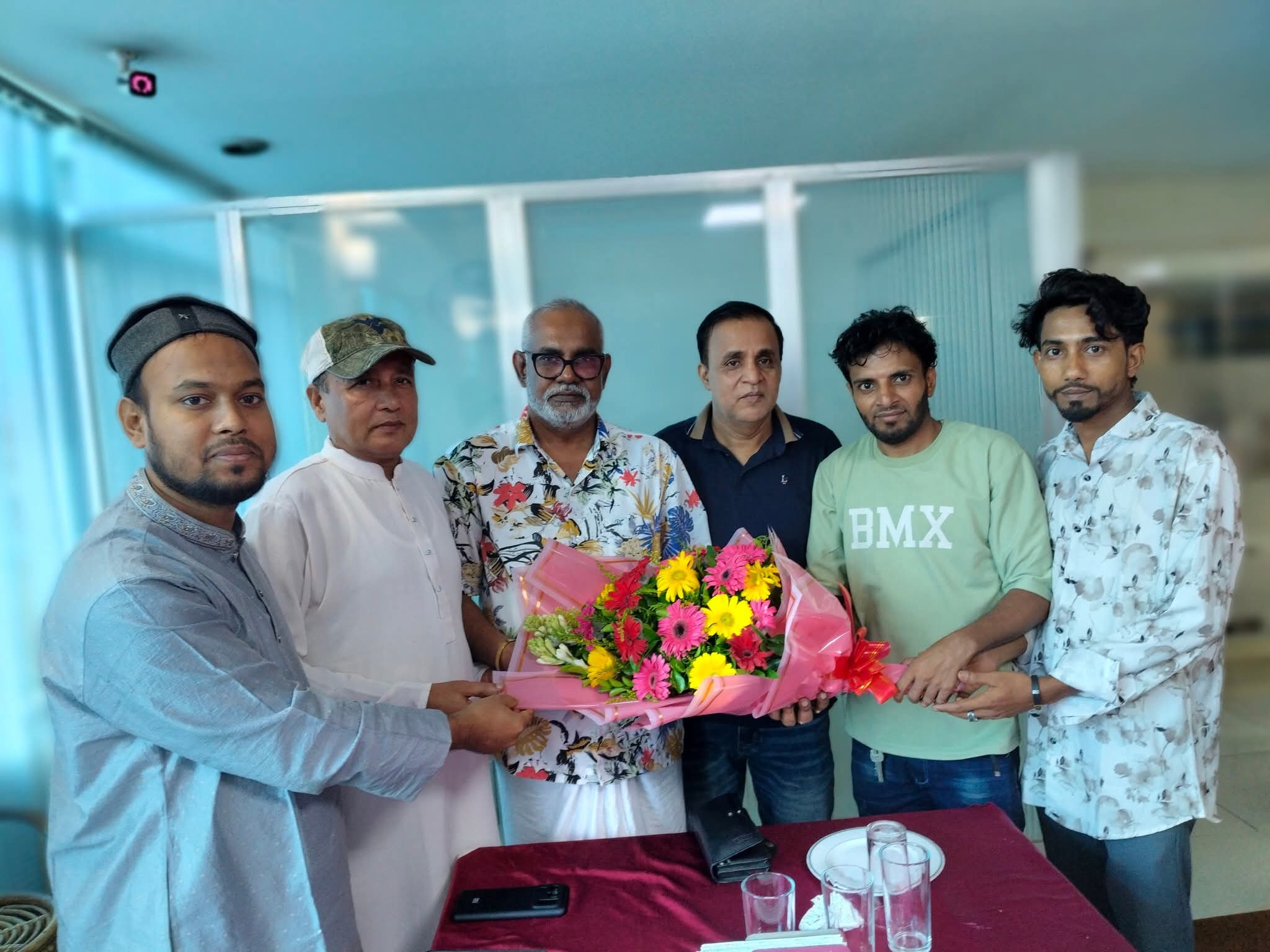 চট্টগ্রামে জিসপ কেন্দ্রীয় নেতৃবৃন্দকে ফুলের শুভেচ্ছা ও সংবর্ধনা
