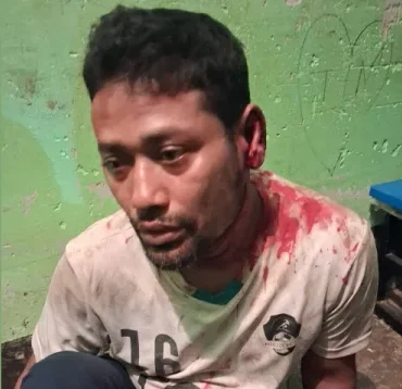 নোয়াখালীতে ৭ বছরের শিশুকে ধর্ষণ চেষ্টা, অটোরিকশা চালক আটক