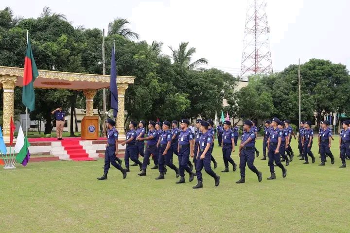 মুন্সীগঞ্জ জেলা পুলিশ লাইন্সে মাস্টার প্যারেড অনুষ্ঠিত