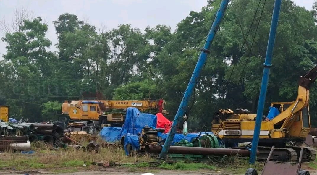 মুন্সীগঞ্জে মহাসড়কের পাশেই সাড়ে ৫ ঘণ্টার ফিল্মি স্টাইল ডাকাতি! ২০ লাখ টাকার মালামাল লুট