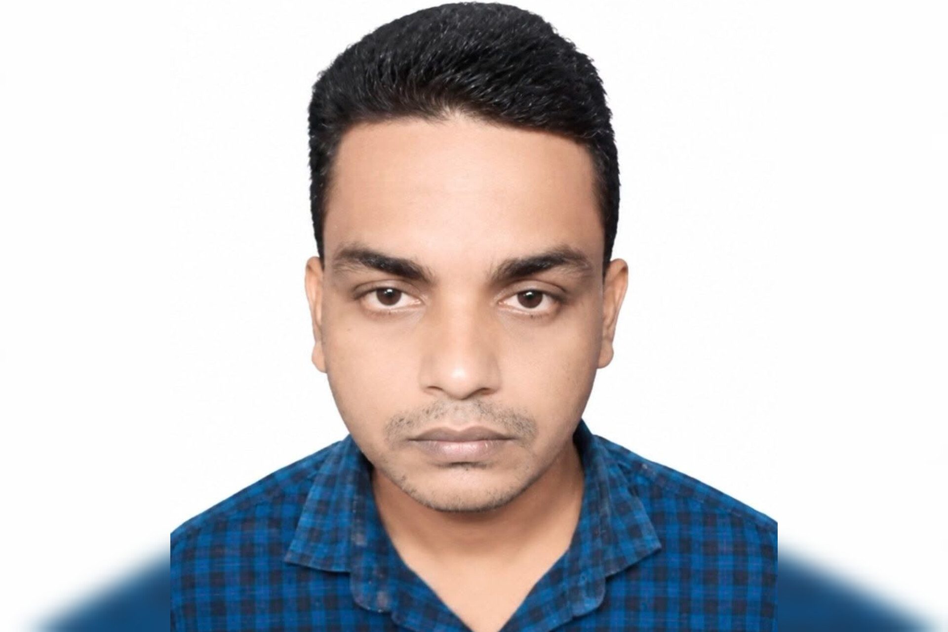 লৌহজংয়ে স্কুল দপ্তরির বিরুদ্ধে ছাত্রীকে শ্লীলতাহানির অভিযোগ, ব্যবস্থা না নেওয়ার অভিযোগ প্রধান শিক্ষকের বিরুদ্ধে